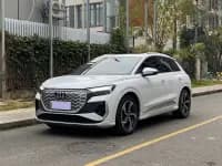 Audi Q4 e-tron 2023 Model 40 e-tron Trailblazer — миниатюра 1