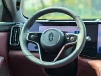 Wenjie M8 2025 Range Extended Ultra Edition 53.4kWh 5-Seater — миниатюра 14