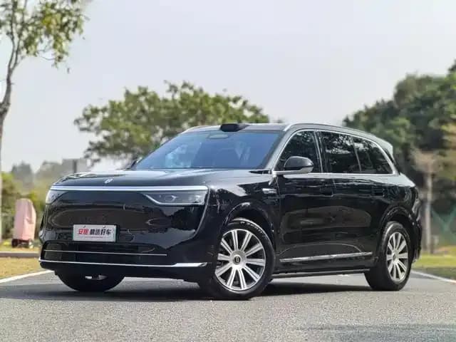 Wenjie M8 2025 Range Extended Ultra Edition 53.4kWh 5-Seater