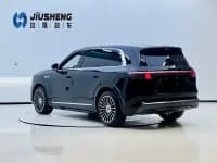 Wenjie M8 2025 Range Extended Max+ Version 53.4kWh 6-Seater — миниатюра 3