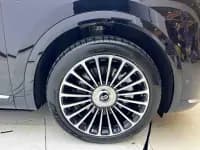 Wenjie M8 2025 Range Extended Max+ Version 53.4kWh 6-Seater — миниатюра 26