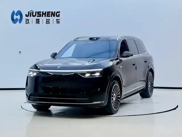 Wenjie M8 2025 Range Extended Max+ Version 53.4kWh 6-Seater