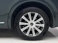 Wenjie M8 2025 Range Extended Max+ Version 53.4kWh 6-Seater — миниатюра 21