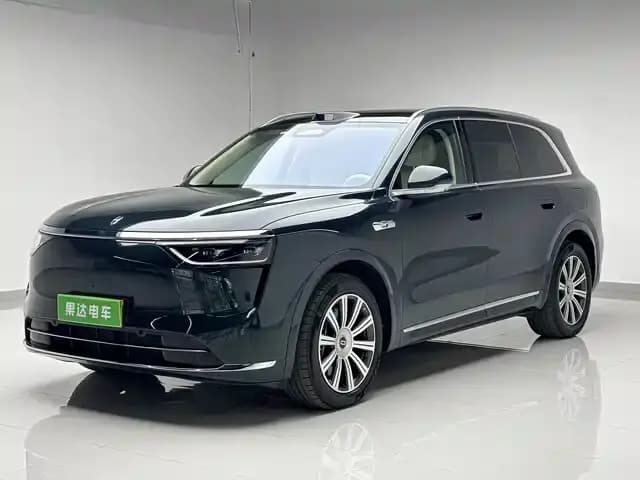Wenjie M8 2025 Range Extended Max+ Version 53.4kWh 6-Seater