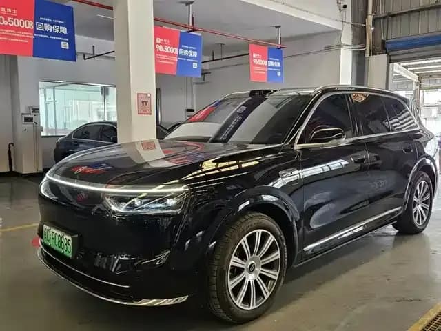 Wenjie M8 2025 Range Extended Max+ Version 53.4kWh 5-Seater