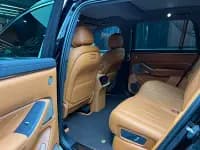 Wenjie M8 2025 Range Extended Max+ Version 53.4kWh 5-Seater — миниатюра 14