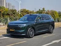 Wenjie M8 2025 Range Extended Ultra Edition 53.4kWh 6-Seater — миниатюра 1