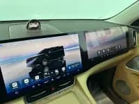 Wenjie M8 2025 Range Extended Max+ Version 53.4kWh 6-Seater — миниатюра 15