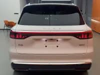 Wenjie M8 2025 Range Extended Max+ Version 53.4kWh 6-Seater — миниатюра 11