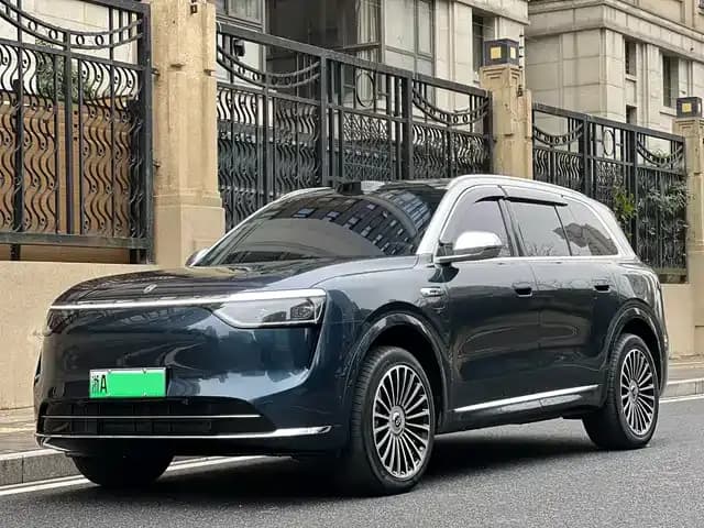 Wenjie M8 2025 Range Extended Max+ Version 53.4kWh 5-Seater