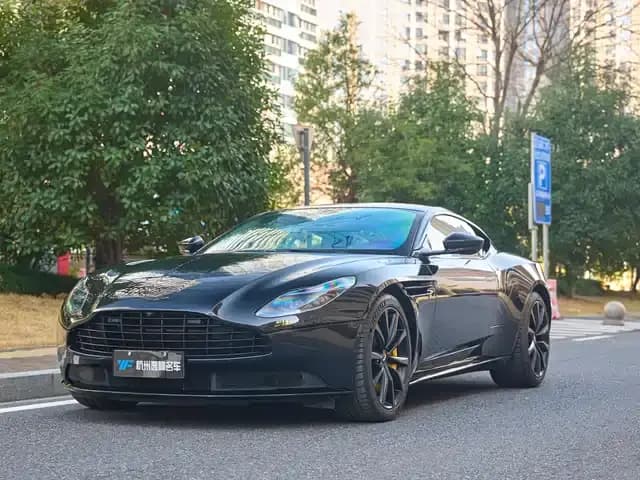 Aston Martin DB11 2019 4.0T V8 Coupe