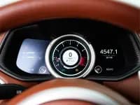 Aston Martin DB11 2019 4.0T V8 Coupe — миниатюра 13