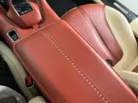 Aston Martin DB11 2019 4.0T V8 Coupe — миниатюра 22