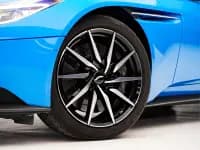 Aston Martin DB11 2023 4.0T V8 Coupe — миниатюра 8