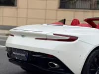 Aston Martin DB11 2019 4.0T V8 Volante — миниатюра 7