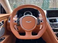 Aston Martin DB11 2022 4.0T V8 Coupe — миниатюра 16