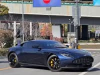 Aston Martin DB11 2017 4.0T V8 — миниатюра 3