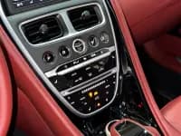 Aston Martin DB11 2019 4.0T V8 Coupe — миниатюра 11