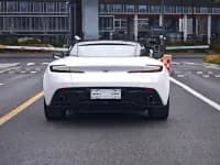 Aston Martin DB11 2016 5.2T First Edition — миниатюра 6