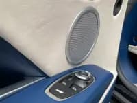 Aston Martin DB11 2022 4.0T V8 Coupe — миниатюра 19