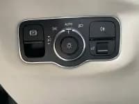 Aston Martin DB11 2022 4.0T V8 Coupe — миниатюра 20