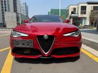 Giulia 2017 2.0T 280HP Milano Limited Edition — миниатюра 3