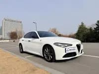 Giulia Juliet 2017 2.0T 200HP Luxury Edition — миниатюра 3