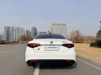 Giulia Juliet 2017 2.0T 200HP Luxury Edition — миниатюра 8