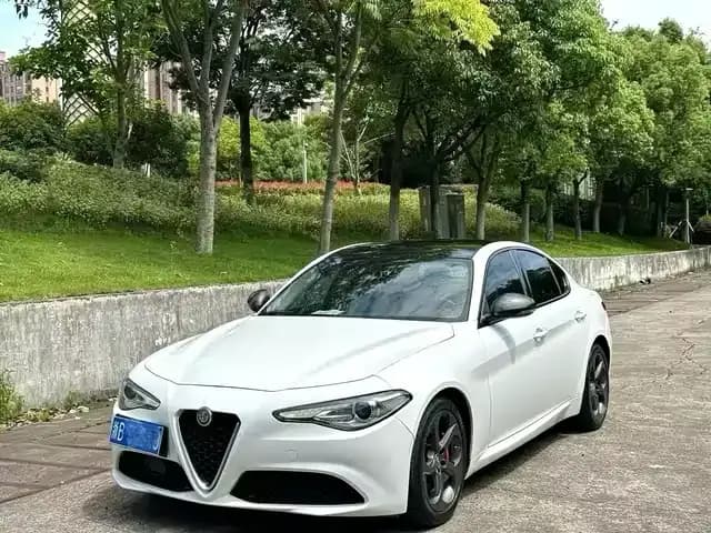 Giulia Juliet 2020 2.0T 280HP Luxury Sport Edition