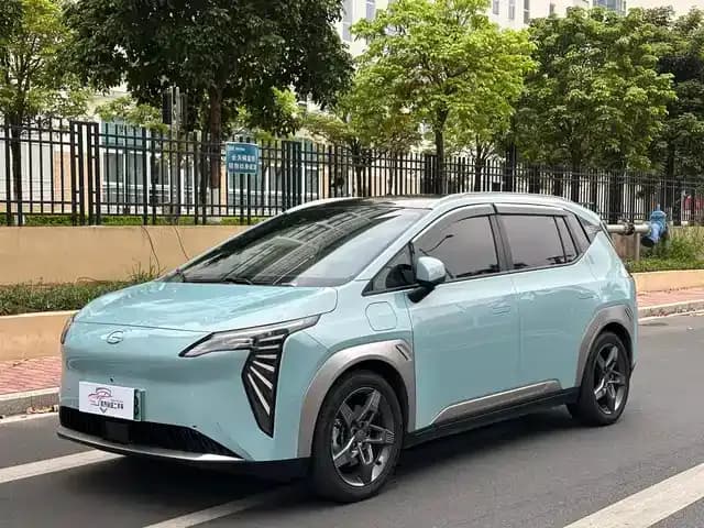 AION Y 2022 Plus 70 Tech Edition