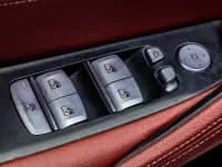 2023 BMW 5 Series 530Li Leading Edition M Sport Package — миниатюра 26