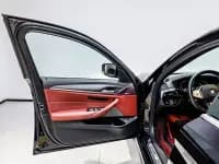 2023 BMW 5 Series 530Li Leading Edition M Sport Package — миниатюра 8