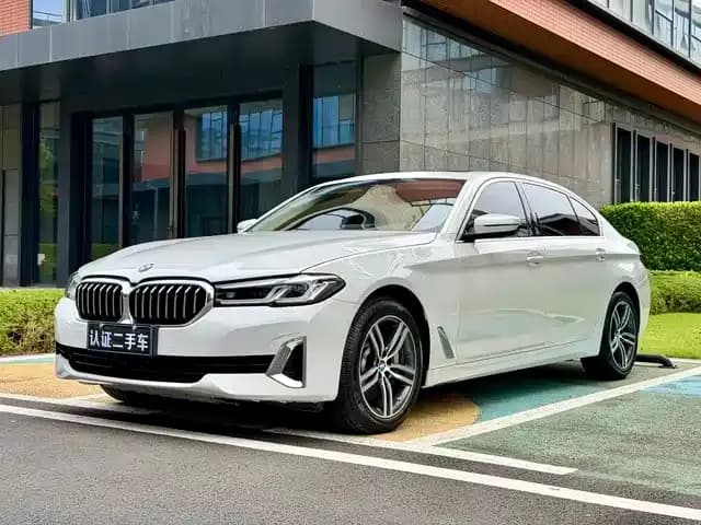 2021 BMW 5 Series 530Li Leading Edition M Sport Package
