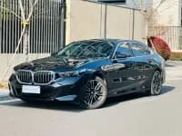 2026 BMW 5 Series 525Li M Sport Package — миниатюра 1