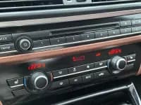 BMW 5 Series 2017 520Li Elegant Edition — миниатюра 8