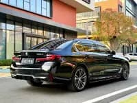 2023 BMW 5 Series 530Li Leading Edition M Sport Package — миниатюра 16