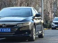 2022 Honda Accord 260TURBO Luxury Edition — миниатюра 12