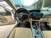 2015 Honda Accord 2.0L LX Comfort Edition — миниатюра 9