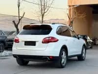 Cayenne 2014 Cayenne Platinum Edition 3.0T — миниатюра 4