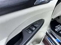 Buick GL8 2023 ES Luxury Comfort Edition — миниатюра 22