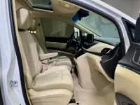 Buick GL8 2023 Facelift Land Business Class Luxury Edition — миниатюра 18