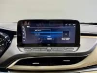 Buick GL8 2023 Facelift Land Business Class Luxury Edition — миниатюра 26