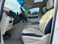 Buick GL8 2022 Land Business Class 652T Comfort — миниатюра 4