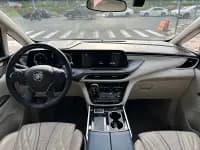 Buick GL8 2022 Land Business Class 652T Comfort — миниатюра 6