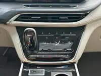 Buick GL8 2022 Land Business Class 652T Comfort — миниатюра 7