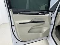 Buick GL8 2023 ES Luxury Comfort Edition — миниатюра 5