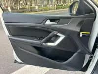 Peugeot 408 2016 1.6T Automatic Luxury Edition — миниатюра 9