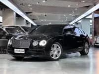 2017 Flying Spur 4.0T V8 Standard Edition — миниатюра 1