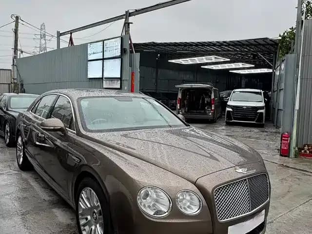 2015 Mercedes-Benz Flying Spur 6.0T W12 Luxury Edition