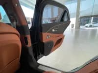 Flying Spur 2024 4.0T V8 Standard Edition — миниатюра 17